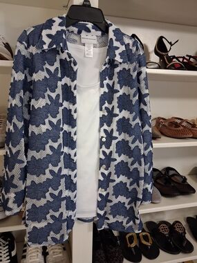 Alfred Dunner Navy and White Floral Lace Button-Up Blouse